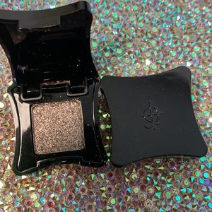 5/$15 ILLAMASQUA mini shadow gray shimmer